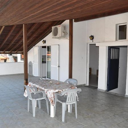 Apartments Stavroula Ηospitality Nea Vrasna Quarto foto