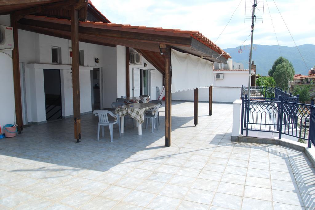 Apartments Stavroula Ηospitality Nea Vrasna Quarto foto