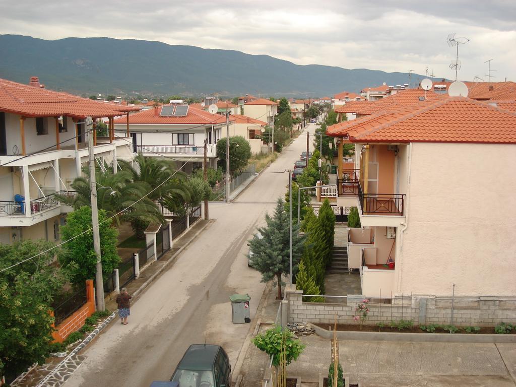 Apartments Stavroula Ηospitality Nea Vrasna Quarto foto