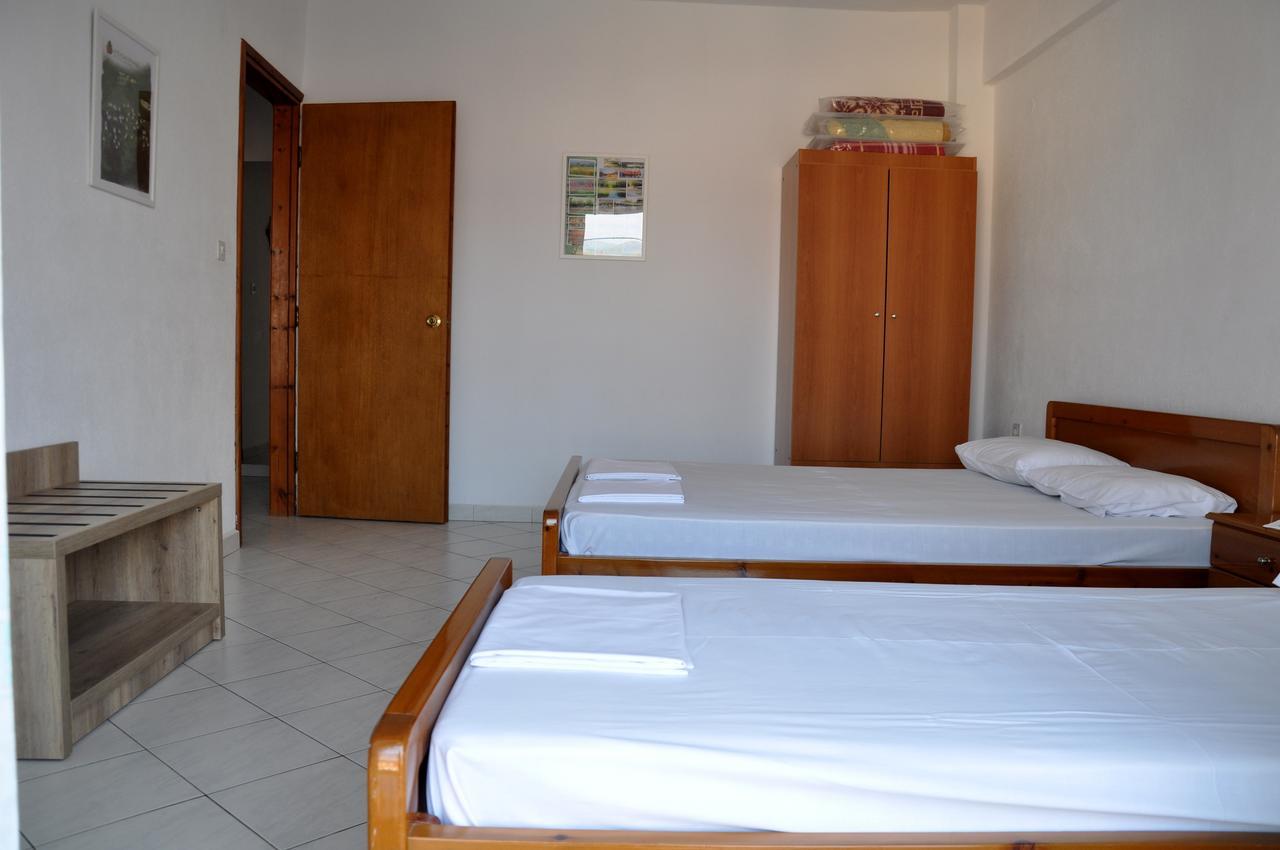 Apartments Stavroula Ηospitality Nea Vrasna Exterior foto