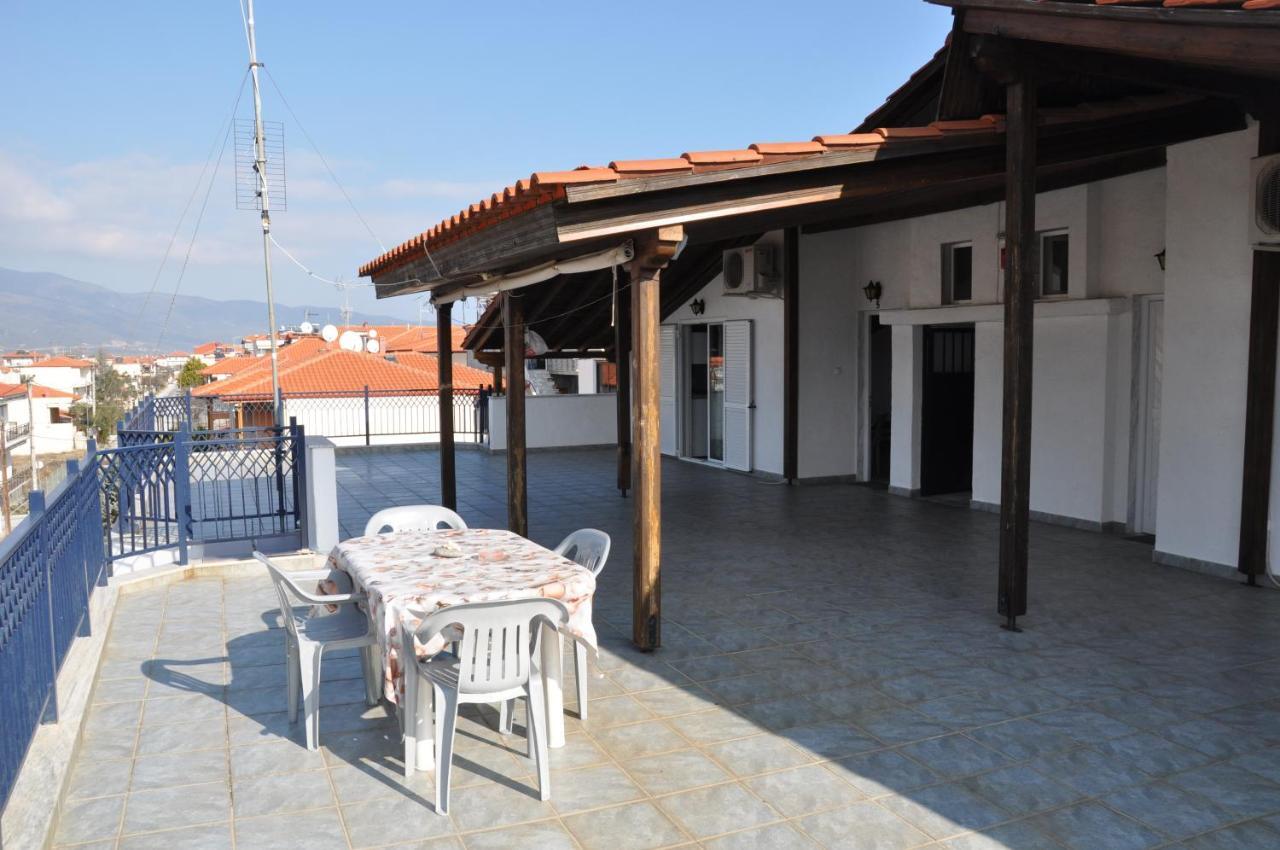 Apartments Stavroula Ηospitality Nea Vrasna Quarto foto
